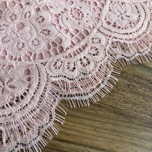 🌸BB DAKOTA PINK LEMONADE LOST IN LACE DRESS SZ M - Picture 10 of 11